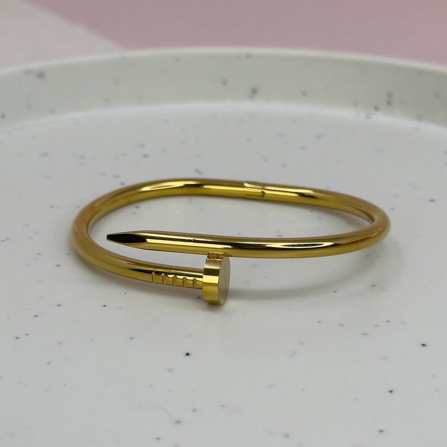 Nail Bracelet - Gold