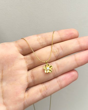 Daisy Glow Necklace